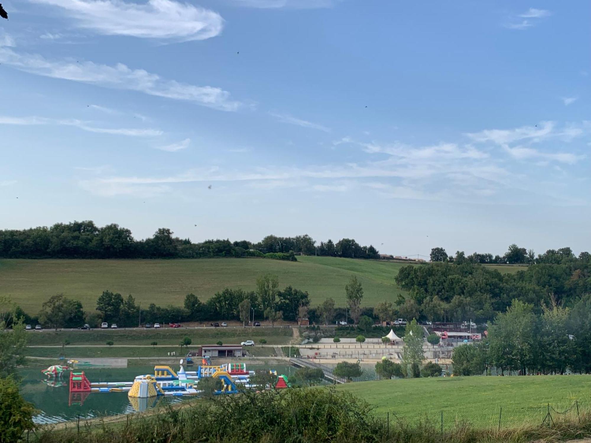 Terres De France - Les Hameaux Des Lacs Monclar-de-Quercy Buitenkant foto